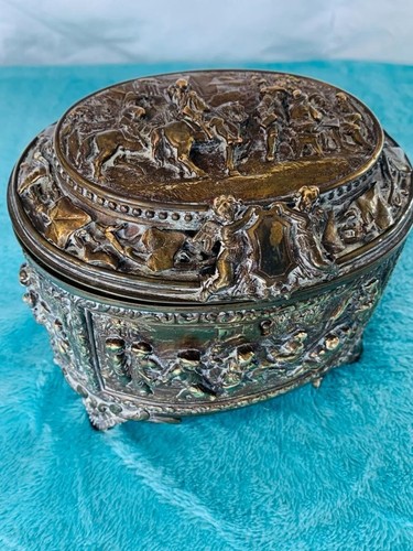 Antike Asser und Sherwin Sargdose Messing Repousse Schatulle
