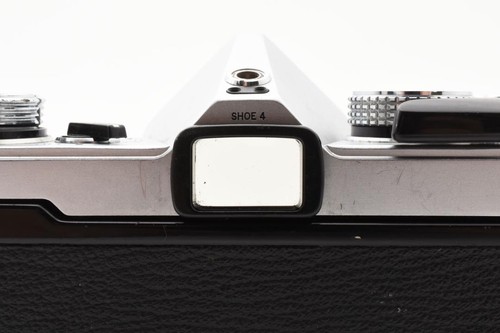 OLYMPUS OM-1N 35mm SLR Film Camera Body Camera - Picture 11 of 14