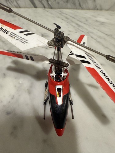 Syma S107 Red Mini RC Helicopter – Lights Up – As-Is For Parts or Repair - Picture 2 of 9