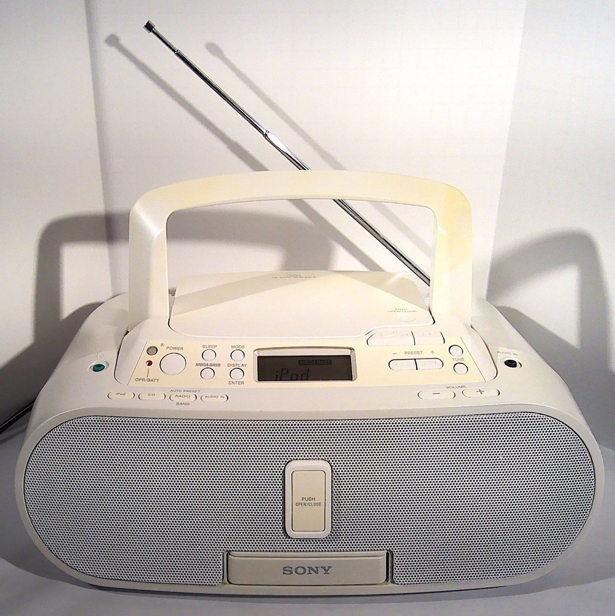 Sony ZS-S2iP CD Player AM/FM Stereo Boombox iPod Dock Rare