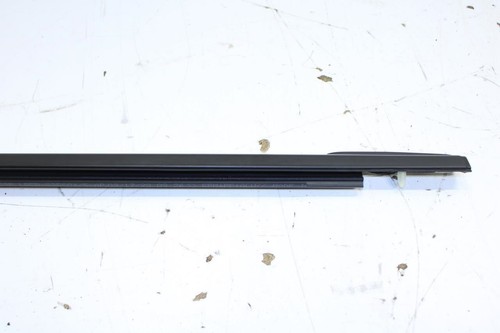 2020-2025 Ford Explorer Rear Right SIde Door Belt Outer Molding LB5Z-7825860-D - Bild 5 von 13