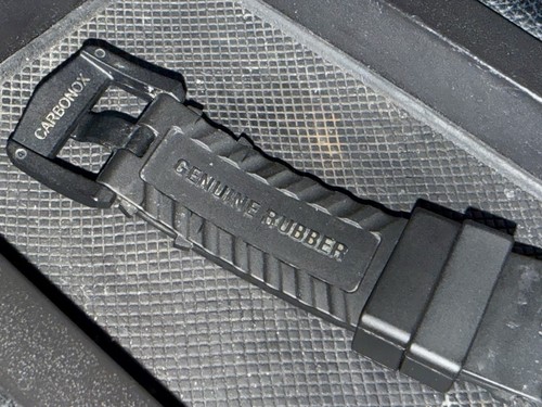 Luminox Bear Grylls Survival Master Carbonox quadrante nero/arancione gomma XB.3741 - Foto 15 di 20