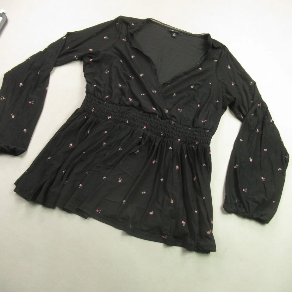 Camisa Torrid Mujer 1 Manga Larga Informal Exterior Cuello en V Negra Ligera Foto 2 de 4