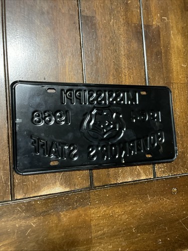 Mississippi Governor’s Staff License Plate 1964-1968 NEVER USED! - Picture 3 of 3