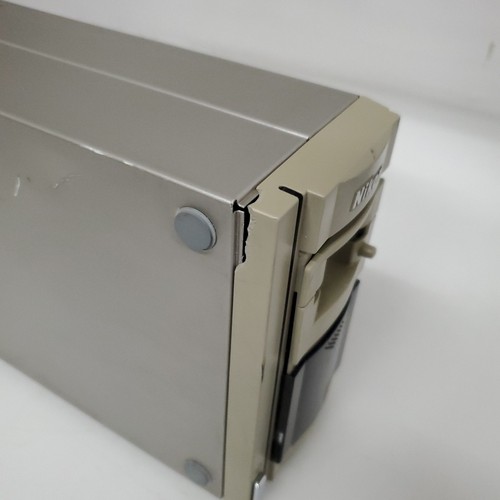 Nikon Coolscan IV ED, LS-40 ED 35mm Film Scanner, No Tray - Picture 4 of 11