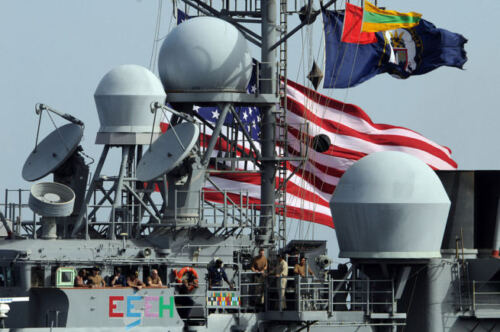 WAVING XL BANDERA DE ESTADOS UNIDOS SOLAPA SOMBRERO PIN ANTIGUA GLORIA EJÉRCITO DE ESTADOS UNIDOS MARINES MARINA FUERZA AÉREA USCG - Imagen 7 de 24