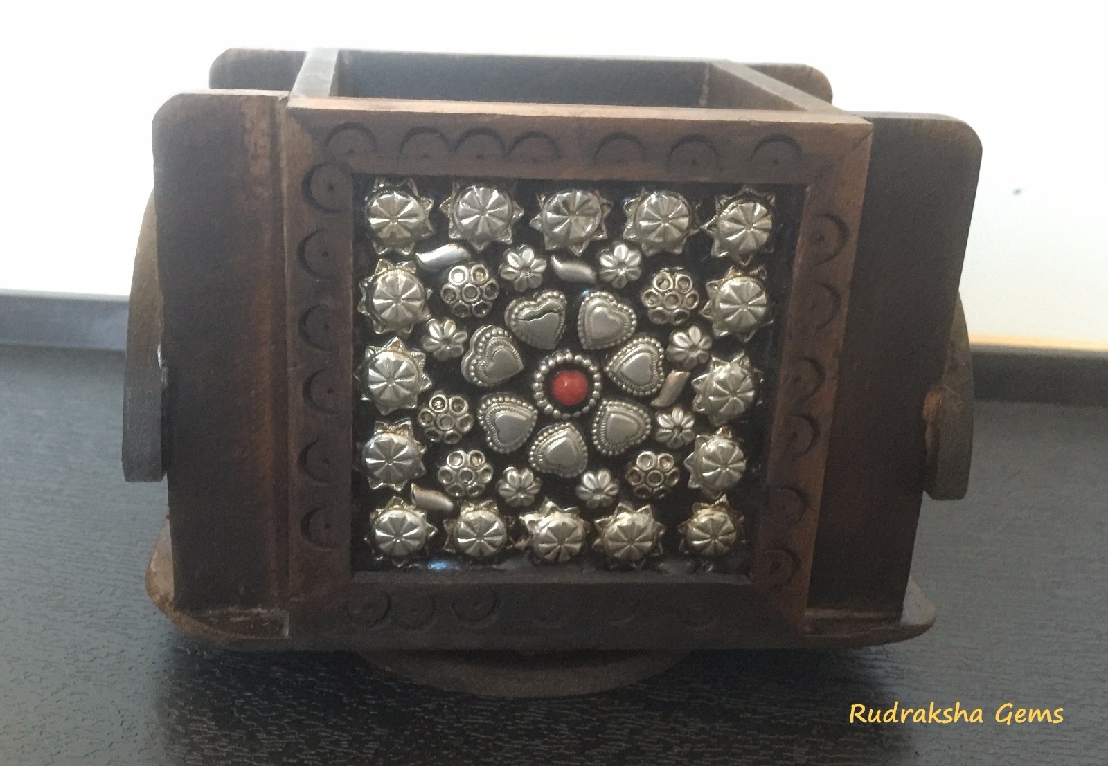 Picture 1 of 4