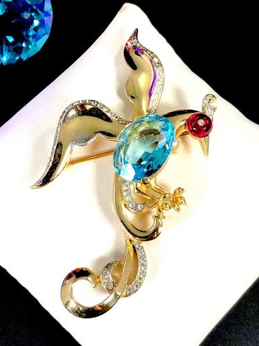 1944 KRONE TRIFARI VERMEIL STERLING AQUAROT STRASS PARADIESVOGEL BROSCHE