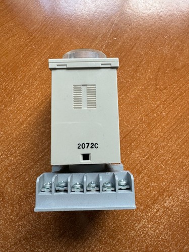 Omron HB3A Timer, 100/120Vac, 50/60Hz, 5A, 250V Resistive load - USED - Picture 3 of 6