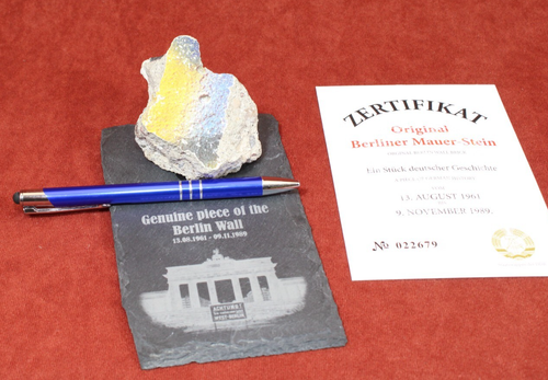 Original  Piece of the BERLIN WALL on Slate Display  + COA - Bild 7 von 8