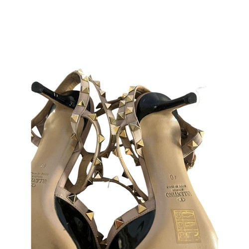 Valentino Garavani Rockstud Patent Leather Slingbacks Shoes Pumps Size 39.5 - Picture 15 of 17