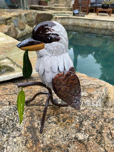 Metal Laughing Kookaburra on a branch garden art garden decor statue Australia - Picture 4 of 5