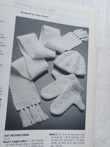 Gifts on a Roll Stitch Crochet Booklet Socks Bags Hats Coasters ANNIES ATTIC - Picture 3 of 5