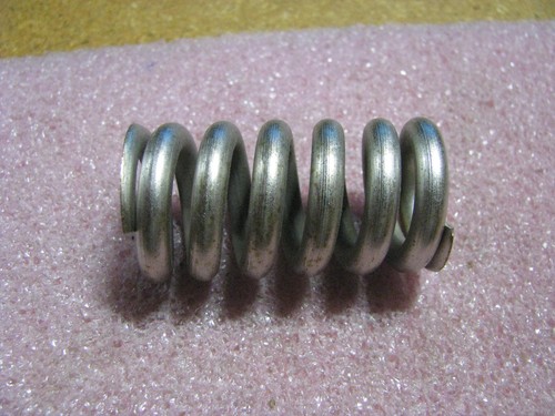MULTIFLEX SPRING CO. / LESLIE CONTROL SPRING # 3582 NSN: 5360-00-291-1227