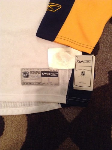 Autographed Buffalo Sabres Jersey, 14 Signatures, 2007 Team - Picture 5 of 12