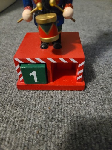 Global International Wooden Christmas Nutcracker Advent Calendar - Picture 4 of 9