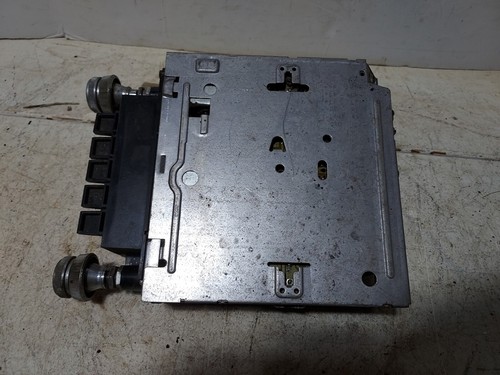 Vintage OEM GM Delco AM Radio GM Buick Chevy Pontiac chevy car pickup - Picture 6 of 7
