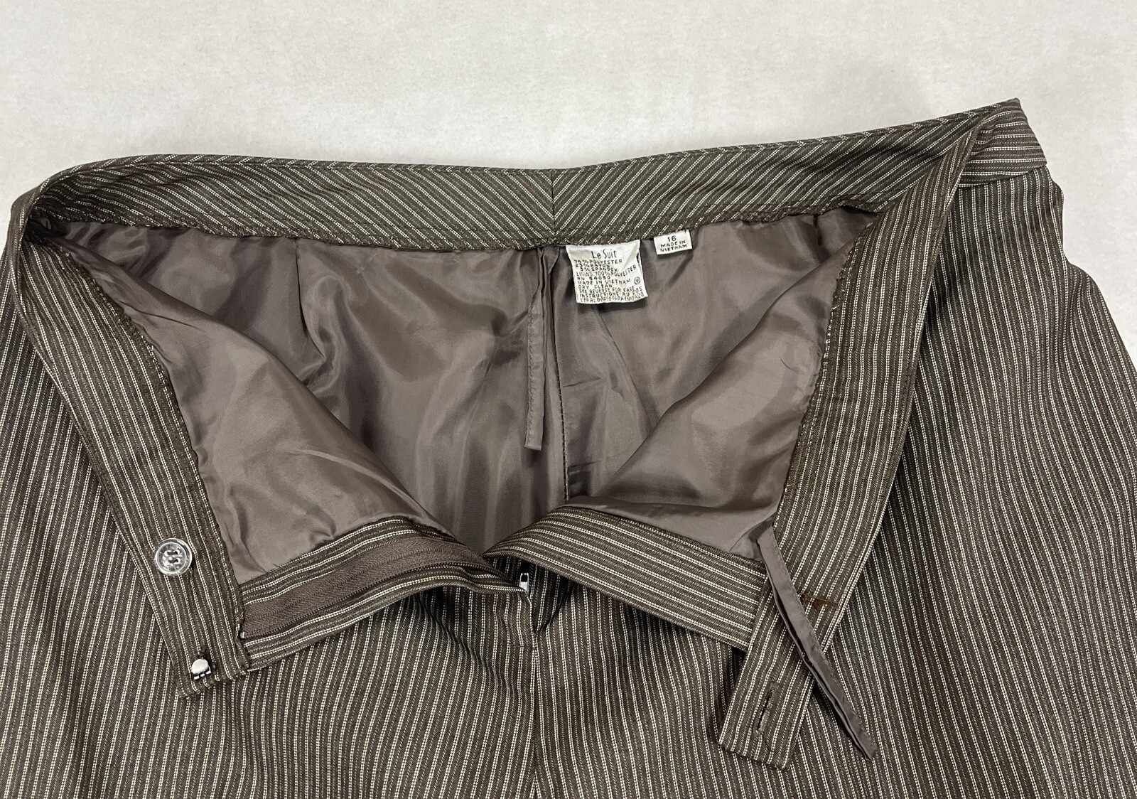 Le Suit Brown W/Sparkle Silver Stripes Lined Wide Leg Pant Suit Women’s 16