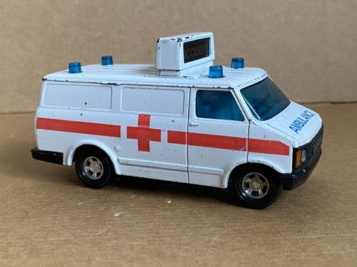Matchbox Superkings Bedford Van Ambulance, K-143, Die Cast, 1986, Rare, White. - Picture 7 of 10