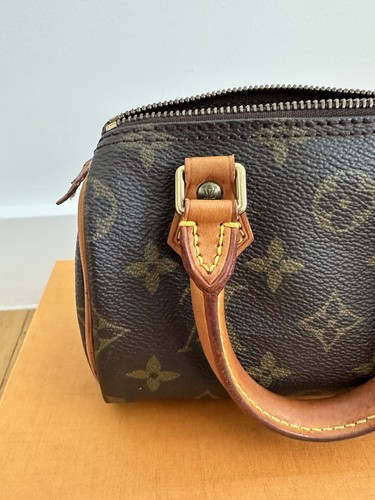 Authentic LOUIS VUITTON Monogram Canvas Speedy Nano - Picture 11 of 20