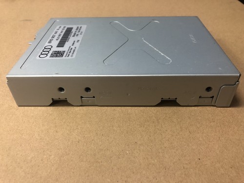 OEM 2014 AUDI Q5 REAR VIEW BUCK UP CAMERA COMPUTER CONTROL MODULE - Picture 4 of 8