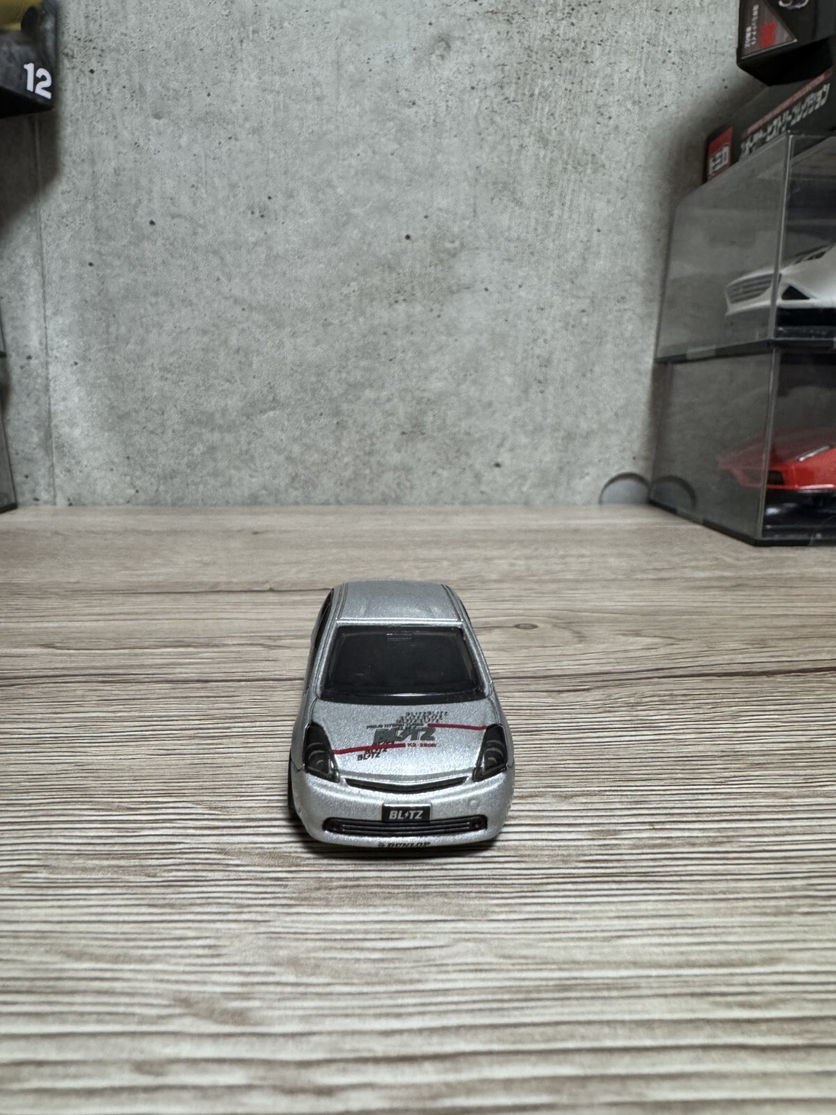 Picture 3 of 8