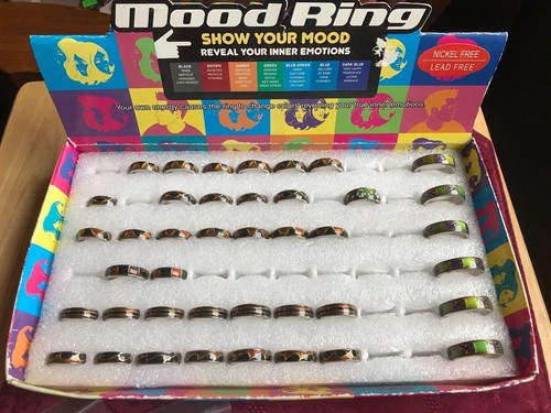 Unisex Super Lebendiger Farbwechsel Stimmung Mode Ring 1 Stück mit Emotion Karte - Bild 1 von 9