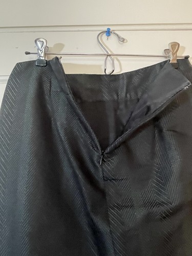 BCBG MAXAZRIA WOMENS BLACK AND GREEN LINED SKIRT - SIZE 4 - Imagen 8 de 11