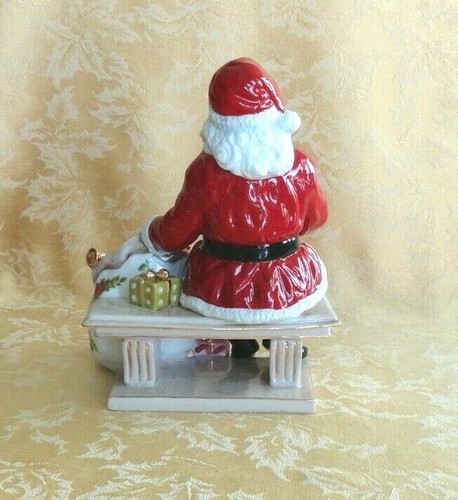 ROYAL ALBERT OLD COUNTRY ROSES SANTA FIGURINE Limited Edition # 97/2000 - Picture 6 of 9
