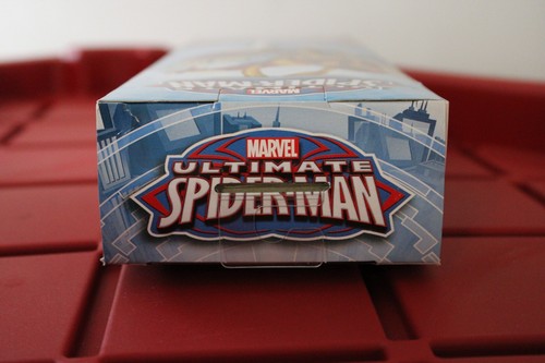 Hasbro Red & Gold 2019 Marvel Ultimate Spider-Man Titan Hero Series Iron Spider - Picture 3 of 6