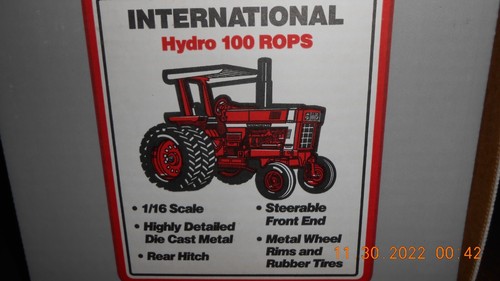ERTL INTERNATIONAL HYDRO 100 ROPS 1/16th DIE CAST TRACTOR DUAL WHEELS U.S.A.Made - Picture 6 of 9