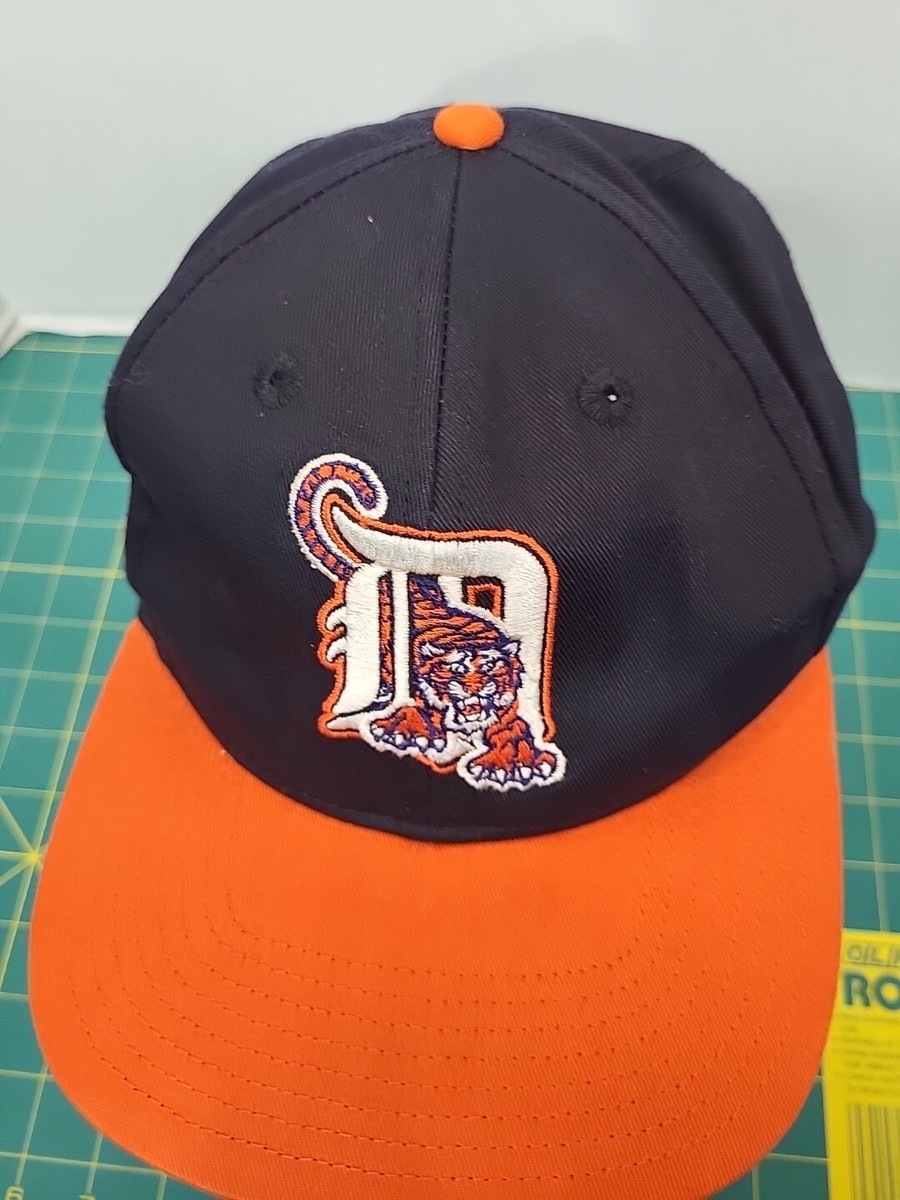 【90s】 Detroit Tigers スナップバック キャップ ビンテージ 90s】 Detroit Tigers スナップバック キャップ ビンテージ