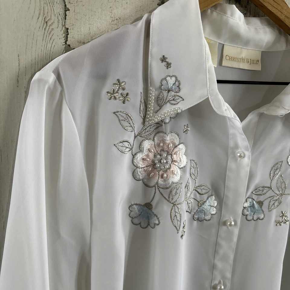 Blusa De Colección Christie Jill Para Mujer Talla 18W Crema Perla Botón Camisa Bordada Foto 2 de 4