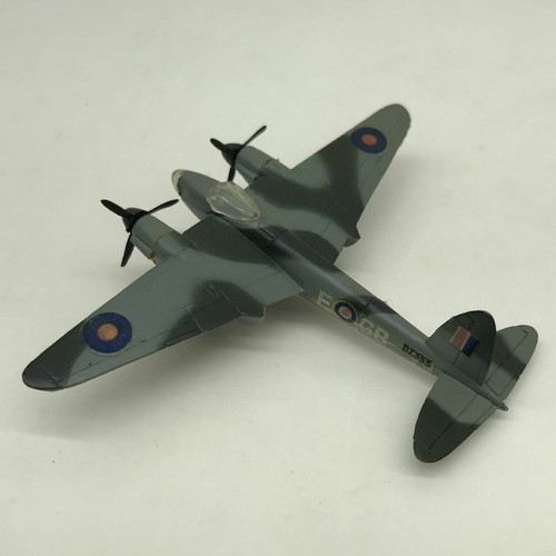 Tomy Bachmann Mini Planes De Havilland Mosquito 1/160 Scale Aircraft #71 - Picture 12 of 12