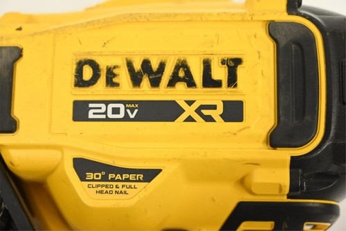 Clavadora de marcos inalámbrica Dewalt DCN930 20V 30° (solo herramienta) USADA - Imagen 5 de 6