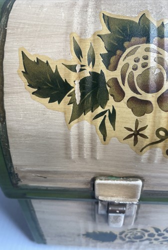 VINTAGE METAL WORK LUNCHBOX BOX DOMES TOP DECOUPAGE TOLL PAINTED - Picture 12 of 23