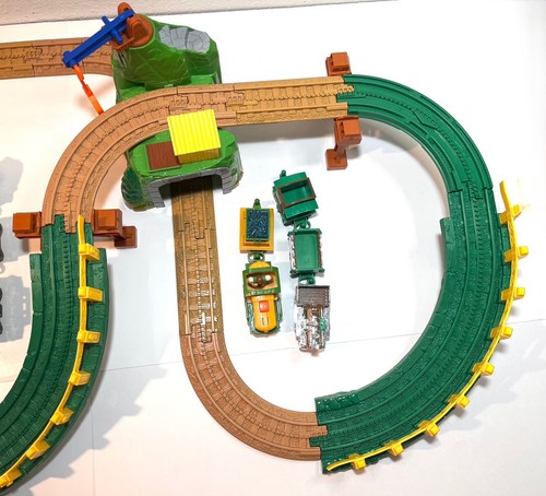 Fisher Price Geotrax Push Along Timbertown Railway Play Set With Bonus Trains - Picture 3 of 12