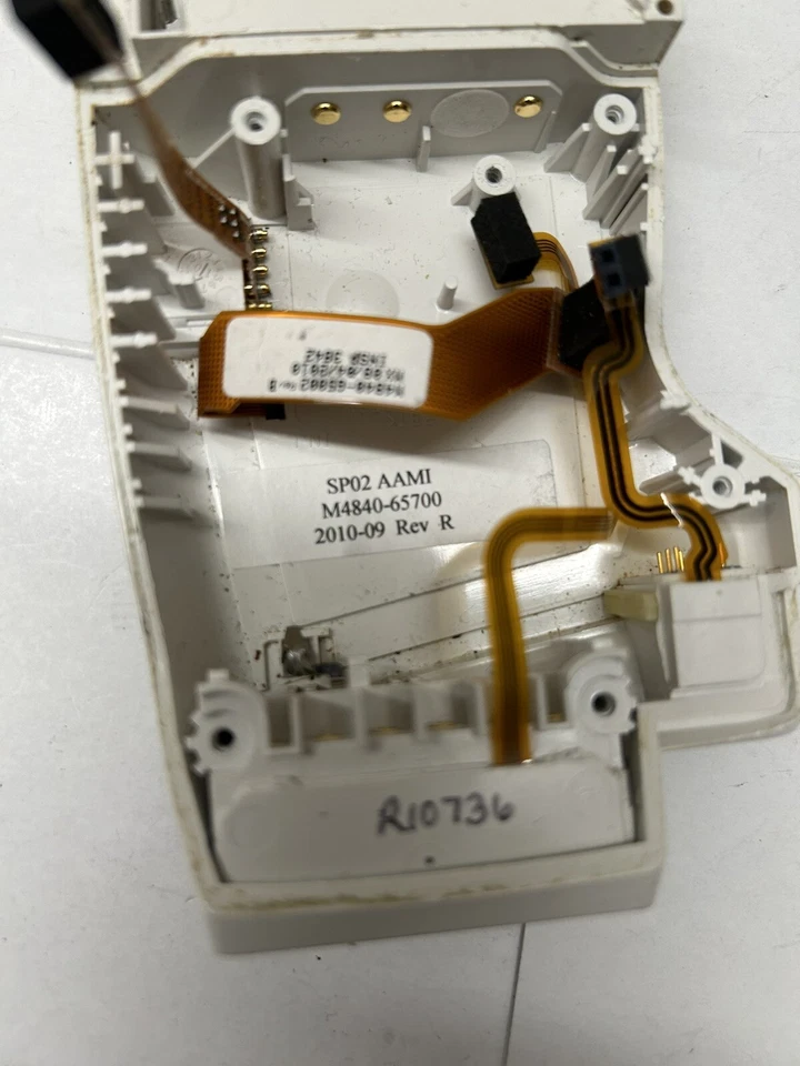 Philips Healthcare Intellivue TRx+ M4841A S02 Telemetry Transmitter Face Part - Image 4 of 4