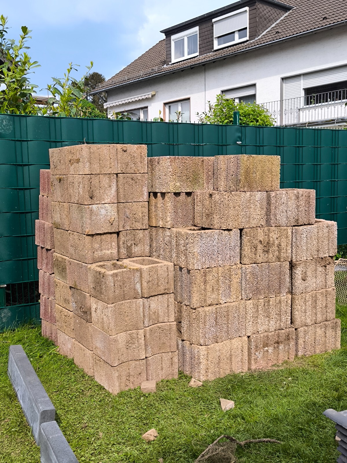pflanzsteine gebraucht, Top Zustand. Für Selbstabholer keine