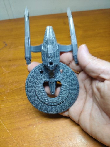 Mattel Hot Wheels Star Trek 2013 6" USS Vengeance Diecast Ship (sin soporte) - Imagen 6 de 8