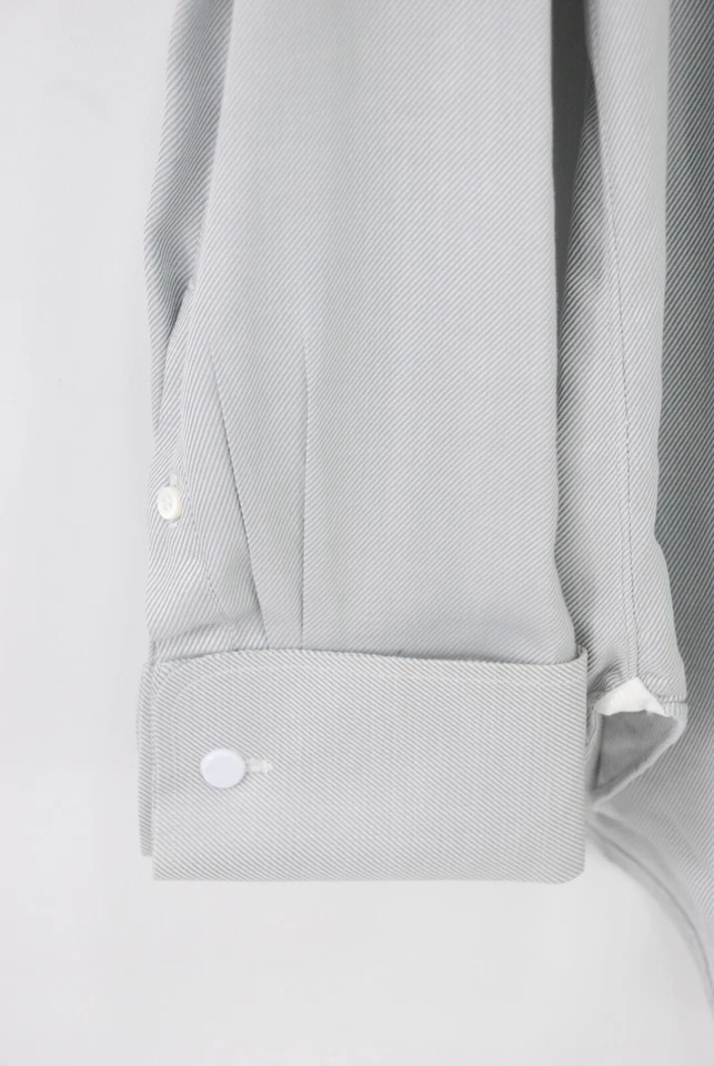 Camisa social Borrelli Napoli gola espalhada punho francês sarja cinza 16,5/42 cm - Imagem 2 de 4