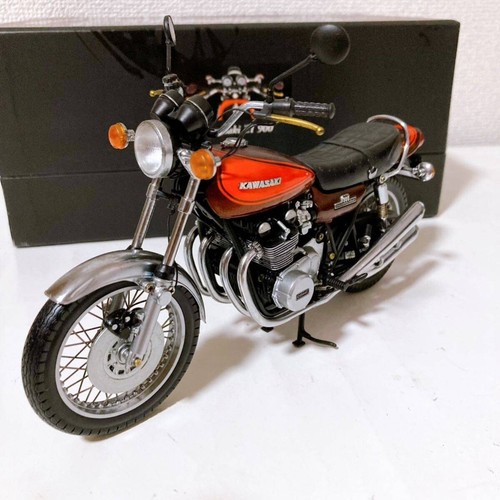 MINICHAMPS 1/12 KAWASAKI Z1 900 Candy Brown 1972 Classic Bike Series Motorcycle - Picture 1 of 7
