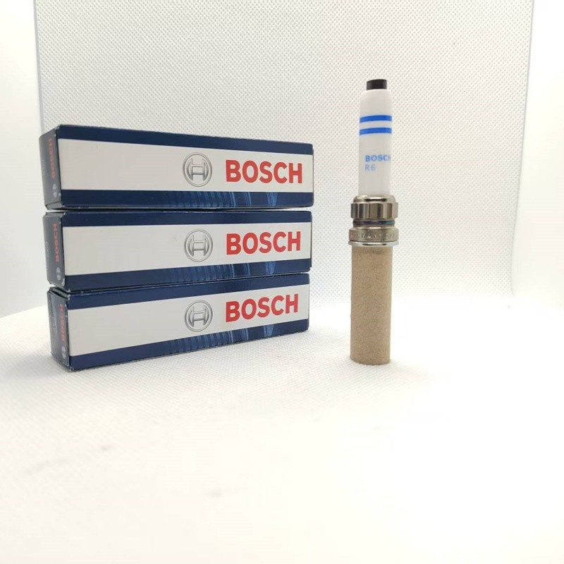 4PCSBOSCH Spark Plug 0242145555 ZR5SPP3320 For BMW B38B48B58 228 330 430 540 740