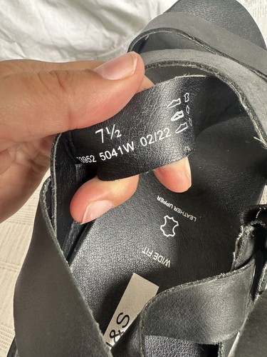 Marks & Spencer schwarze Leder-Riemchensandalen klobige Sohle Größe 7,5 weite Passform - Bild 5 von 16