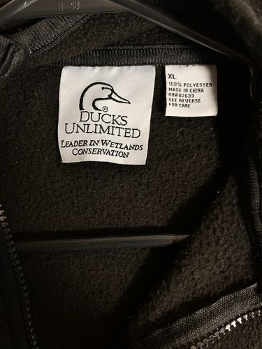 Ducks Unlimited Men's XL Black Fleece Sweater Vest Full Zip Mallard Logo - Picture 4 of 9
