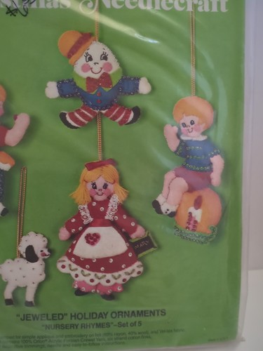 Vtg Bucilla Jewel Felt Kit #3391 Christmas Holiday Ornaments Nursery Rhymes - Picture 5 of 6
