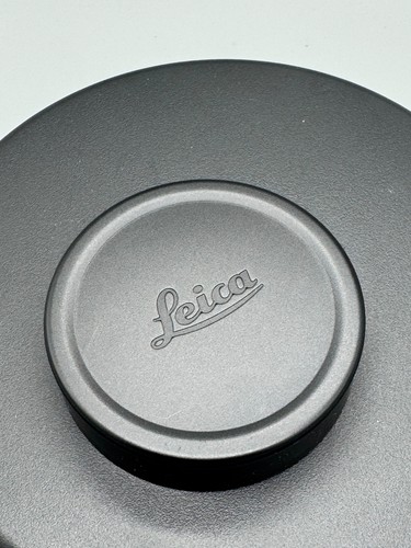 Genuine Leica Q, Q2, Q3 Round Lens Cap, black anodized used - ORIGINAL LEICA - Picture 1 of 2