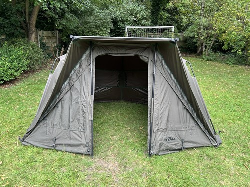 Nash Titan T1 Bivvy With Heavy Duty Groundsheet, Inner Capsule & Overwrap - Picture 6 of 14