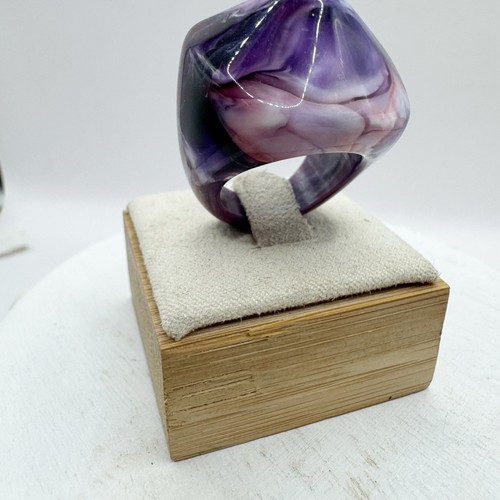 Purple Marbled Lucite acrylic Large Statement Ring Sz 7 - Picture 11 of 12