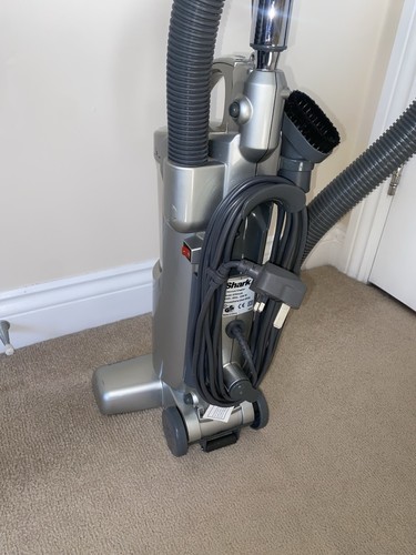Shark Euro Pro Transformer Vac Working Condition - Picture 8 of 13